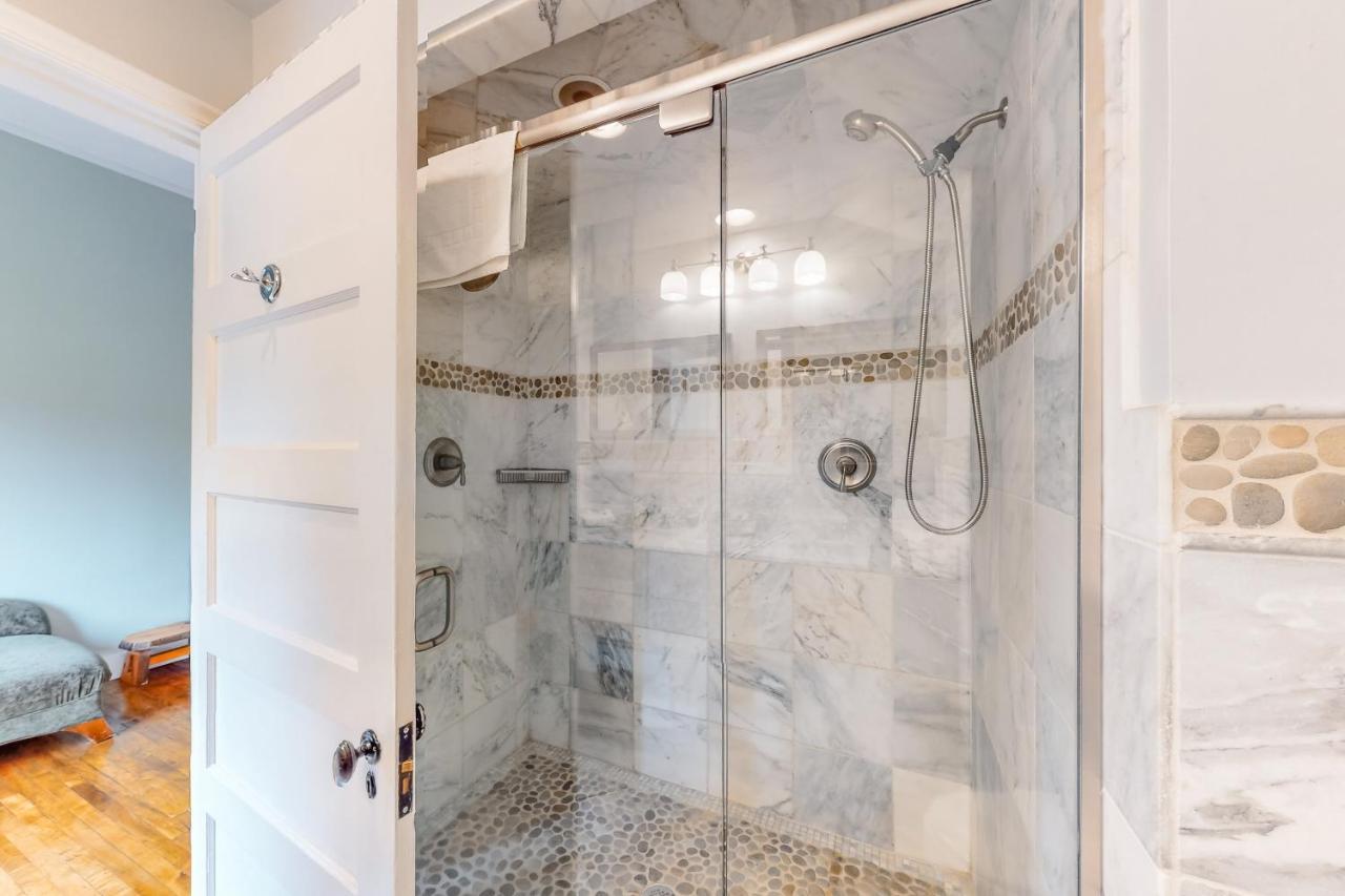 East Cove Villa Greenville Ngoại thất bức ảnh